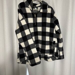 Black and White Checkered Sherpa Pullover - XXL TALL